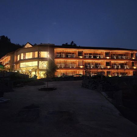 The Foresta Resort ,Mulshi Paud Kültér fotó