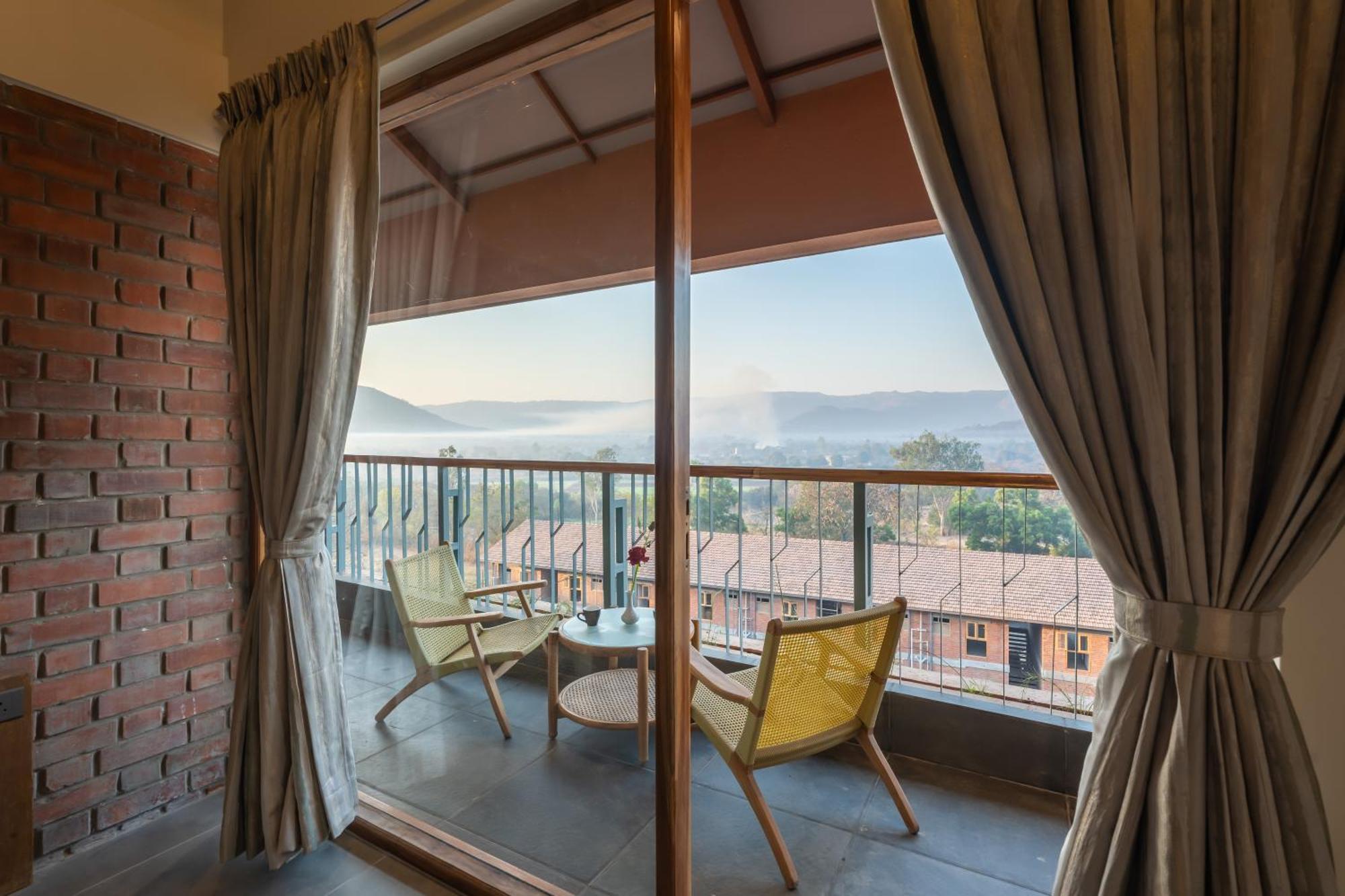 The Foresta Resort ,Mulshi Paud Kültér fotó