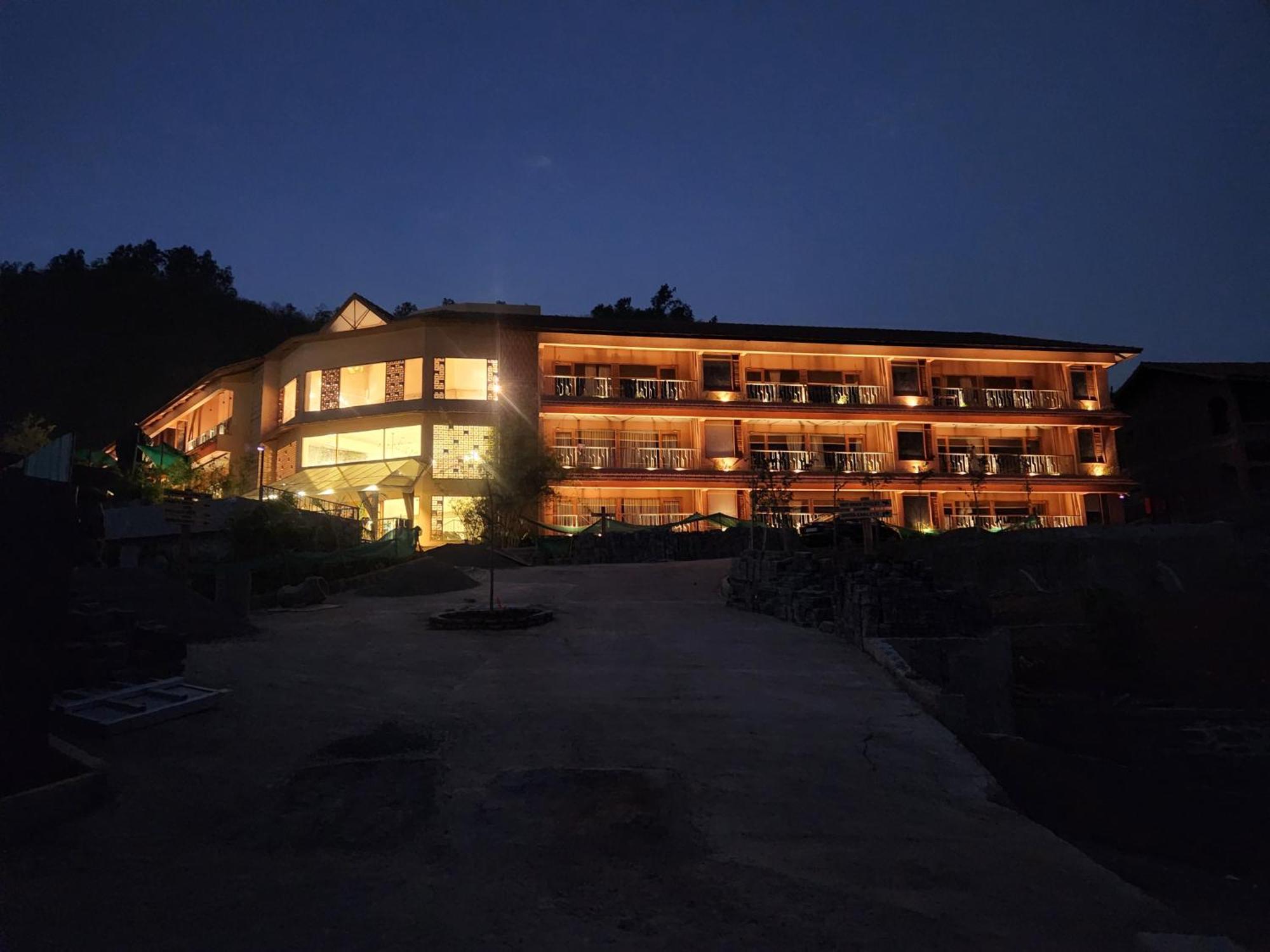 The Foresta Resort ,Mulshi Paud Kültér fotó